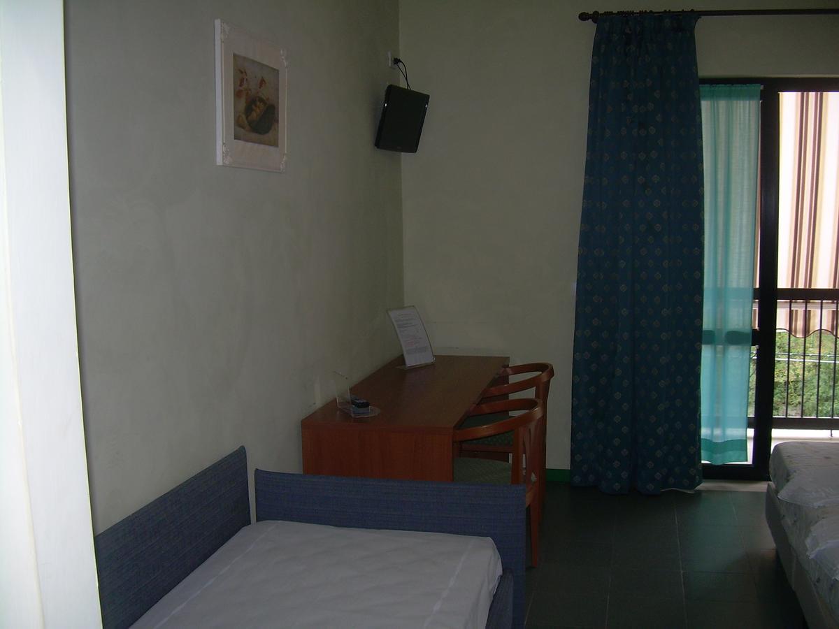 Hotel River Civitella Roveto Exteriör bild